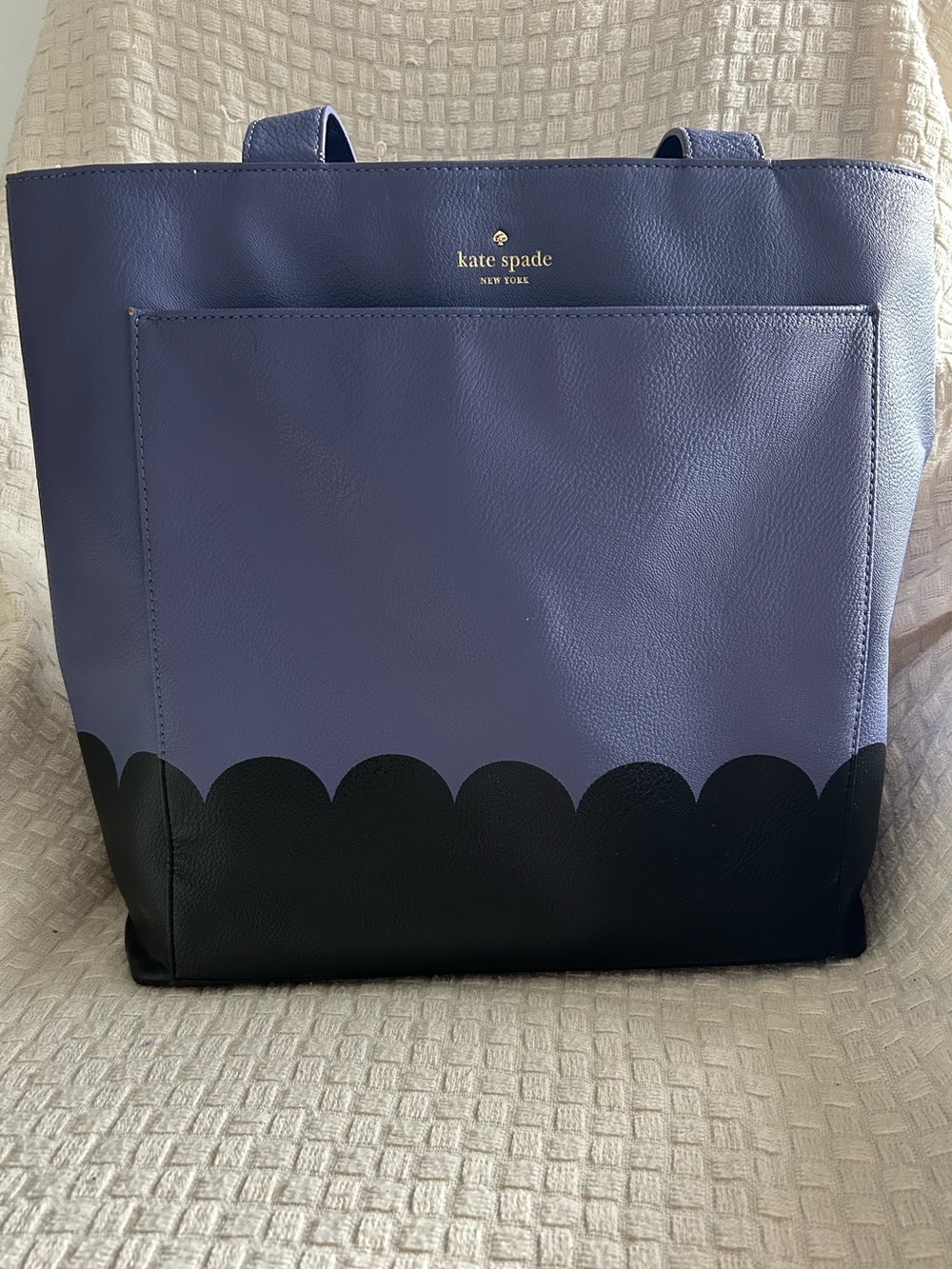 Kate Spade New York Lita Street Scallop Andrea Tote DISCOUNTED FOR WEAR - Picture 2 of 15